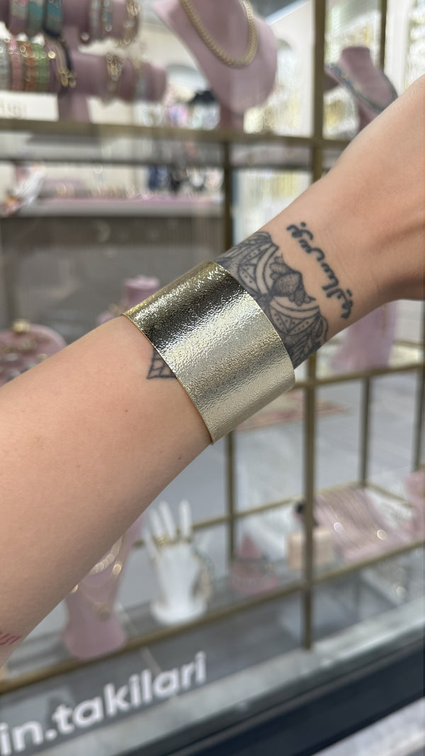 KL109 Gold Renk Geniş Düz Metal Kelepçe